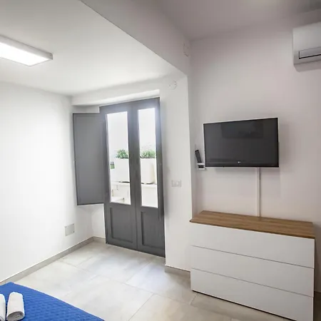 Holiday Apartment In Centro Fiumefreddo di Sicilia Exterior photo